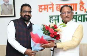 मुख्यमंत्री विष्णु देव साय से महात्मा गांधी उद्यानिकी एवं वानिकी विश्वविद्यालय के कुलपति ने की सौजन्य मुलाकात