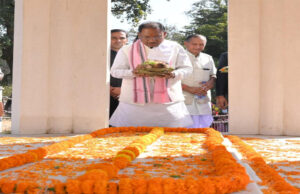 ग्राम गहिरा में विष्णु महायज्ञ में शामिल हुए मुख्यमंत्री साय: सामूहिक विवाह में नवविवाहित जोड़ों को दिया आशीर्वाद