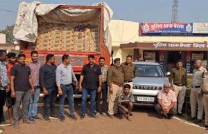 चुनाव के चलते पुलिस की बड़ी कार्रवाई , 445 पेटी अवैध शराब जब्त