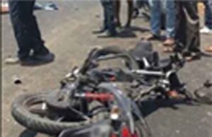 छत्तीसगढ़-रायगढ़ में तेज रफ्तार ट्रैक्टर की टक्कर से बाइक सवार युवक की मौत