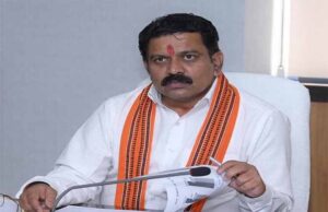 पूर्व सीएम भूपेश के घर CBI की रेड को लेकर सियासत, गृह मंत्री शर्मा बोले- नतीजे तक पहुंचने के लिए जांच जारी
