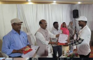 सभी भू-स्वामियों को रोजगार दिलाने हम प्रयासरत-राज्यमंत्री श्री दिलीप जायसवाल
