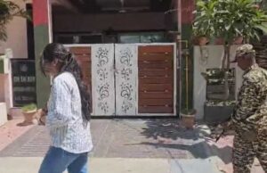 इंदौर में प्रवर्तन निदेशालय ने सोमवार को शराब कारोबारियों के 18 ठिकानों पर एक साथ छापे मारे