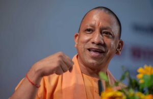 CM योगी ने कहा समाजवादी पार्टी के लोग ऐसा बयान दे रहे हैं, कि समझ नहीं आता ये पाकिस्तान के हैं या हिंदुस्तान के