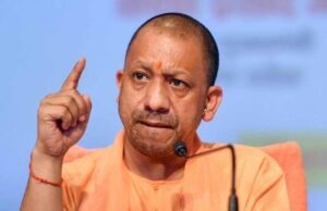 आतंकवाद कुत्ते की पूंछ है, जो कभी सीधी नहीं होगी. उसको उसी भाषा में जवाब देना होगा: सीएम योगी