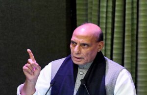 केंद्रीय रक्षा मंत्री ने पाकिस्तान को दो टूक संदेश देते हुए कहा -हमारी सहनशीलता का कोई नाजायज फायदा नहीं उठाए
