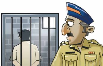 युवती को पत्रकारिता सिखाने के नाम पर दो साल तक बनाए संबंध, अविवाहित निकला दो बच्चों का पिता