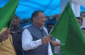 रायपुर से राजिम तक MEMU ट्रेन सेवा शुरू, CM ने दिखाई हरी झंडी; रोजाना 2.5 लाख लोगों को मिलेगा फायदा