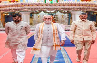 ऐश्वर्या राय ने पीएम मोदी से लिया आशीर्वाद, धर्म-जाति पर बोलीं- सिर्फ एक ही मायने रखता है