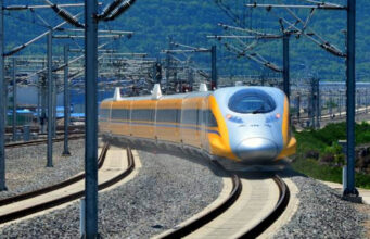 भारत की पहली बुलेट ट्रेन 15 अगस्त 2027 से दौड़ेगी, सूरत–वापी रूट से होगी शुरुआत