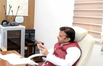 सुपर स्पेशलिटी अस्पताल में मरीजों को उपलब्ध हों तृतीयक स्तर की स्वास्थ्य सेवाएं : उप मुख्यमंत्री शुक्ल