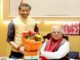 राज्यपाल पटेल से राज्य वित्त आयोग के अध्यक्ष पवैया ने सौजन्य भेंट की