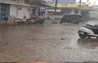 छत्तीसगढ़ में दो दिन ओले गिरने की संभावना, अंधड़ और बारिश का अलर्ट: 40-50 किमी रफ्तार से चलेगी हवा, तापमान में 2-3 डिग्री गिरावट