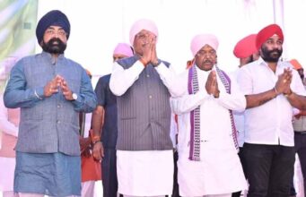 गढ़फुलझर नानकसागर में होला मोहल्ला कार्यक्रम में शामिल हुए मुख्यमंत्री विष्णु देव साय