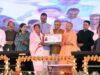 लखीमपुर में CM योगी का बड़ा ऐलान: 331 विस्थापित हिंदू परिवारों को भूमि अधिकार, 417 करोड़ की परियोजनाओं की सौगात