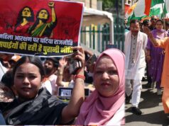 महिला अधिकार के लिए सड़क पर उतरे मुख्यमंत्री योगी आदित्यनाथ