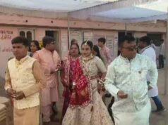 जामनगर में दुल्हन ने शादी से पहले किया मतदान, लोकतंत्र की मिसाल
