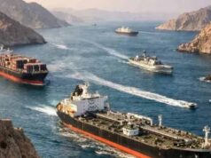 होर्मुज जलडमरूमध्य में तनाव: भारतीय तेल टैंकर पर गोलीबारी, दो जहाज पीछे हटे