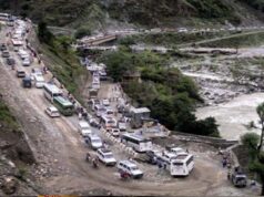 जोशीमठ में 7 किमी लंबा जाम, गर्मी और छुट्टियों में वाहनों का भारी दबाव