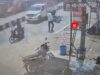 धमतरी में दर्दनाक सड़क हादसा, पिकअप के नीचे आने से बाइक सवार की मौत, VIDEO सामने आया