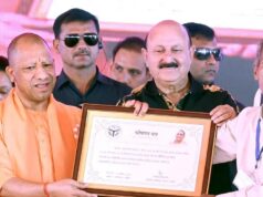 सीएम योगी ने विभिन्न योजनाओं के लाभार्थियों को वितरित किए प्रमाणपत्र और सहायता राशि