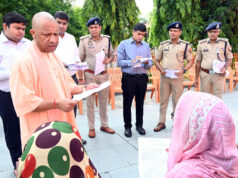 जनता की समस्याओं का शीघ्र समाधान कराएं अधिकारी: मुख्यमंत्री