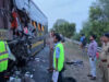 यमुना एक्सप्रेसवे पर भीषण हादसा, ट्रक से टकराई वोल्वो बस; 4 यात्रियों की मौत, 19 घायल