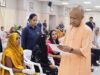 लखनऊ में ‘जनता दर्शन’: सीएम योगी ने सुनीं फरियादियों की समस्याएं