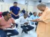 लखनऊ में जनता दर्शन, सीएम योगी ने सुनीं फरियादियों की समस्याएं, दिए सख्त निर्देश