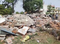 हाईकोर्ट के आदेश के बाद अवैध मदरसे पर चला बुलडोजर, नगर निगम की कार्रवाई से हड़कंप