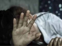 धार में मूक-बधिर नाबालिग से पड़ोसी ने किया दुष्कर्म, गर्भवती होने पर पेट देख पिता ने पूछा तो रोने लगी