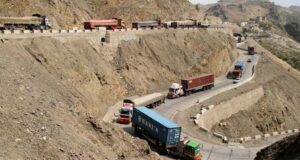 अफगानिस्तान ने बदला रास्ता, पाकिस्तान को अरबों डॉलर के व्यापार का झटका