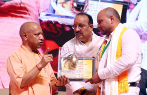 मुख्यमंत्री ने किया उत्कृष्ट किसानों का सम्मान
