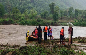बालाघाट में बाढ़ में फंसे ग्रामीणों के लिए मध्यप्रदेश पुलिस बनी जीवनरक्षक