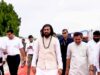 CG विधानसभा में पिंक ई-रिक्शा से पहुंचे मंत्री गुरु खुशवंत साहेब, अनोखे अंदाज ने खींचा ध्यान