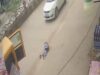 CG News: चलती स्कूल वैन का गेट खुला, सड़क पर गिरा मासूम; बड़ा हादसा टला