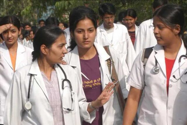 Doctor_123_1.jpg