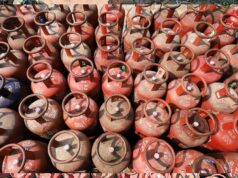 हर LPG गैस सिलेंडर पर ₹500 की राहत! इन उपभोक्ताओं के खाते में आएगा फायदा