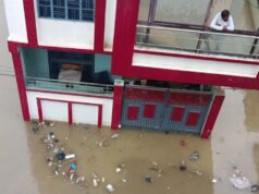 प्रयागराज में बारिश का कहर, सड़कों से घरों तक पानी; NDRF ने 76 लोगों को बचाया
