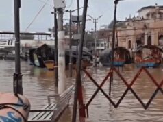 चित्रकूट में उफनी मंदाकिनी, रामघाट की सभी सीढ़ियां डूबीं; दुकानों में घुसा पानी, SDRF तैनात