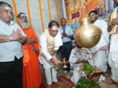 मुख्यमंत्री विष्णुदेव साय ने बाबा कर्मेश्वर का किया रुद्राभिषेक, प्रदेशवासियों की सुख-समृद्धि और खुशहाली की कामना की