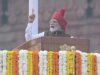 लाल किले से PM मोदी का ‘दिमागी नक्सल’ वार, विपक्ष ने बोला तीखा हमला