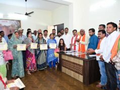 उप मुख्यमंत्री विजय शर्मा ने कवर्धा के हितग्राहियों को सौंपे पीएम आवास योजना शहरी 2.0 के स्वीकृति पत्र