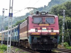 Railway Update: यात्रियों के लिए जरूरी खबर! 12 ट्रेनों के रूट में अस्थायी बदलाव, देखें डेट और स्टॉप