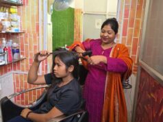 हुनर ने दी आत्मनिर्भरता की राह, ब्यूटी पार्लर से किरण को हर माह 12 से 20 हजार रुपये तक की आय