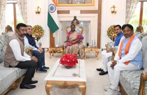 मुख्यमंत्री विष्णु देव साय के निमंत्रण पर राष्ट्रपति ने स्वीकार किया बस्तर दशहरा के मुरिया दरबार में शामिल होने का आमंत्रण