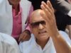 लखनऊ में यूपी कांग्रेस मुख्यालय पर हंगामा, अजय राय और ममता चौधरी के समर्थक आमने-सामने