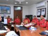 मुख्यमंत्री विष्णु देव साय से भारतीय वायु सेना की सारंग हेलीकॉप्टर डिस्प्ले टीम ने की सौजन्य मुलाकात