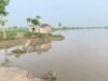 बाढ़ से नुकसान के बीच भूजल स्तर को फायदा, तेज बहाव से साफ हुई गोमती नदी