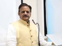 उच्च जोखिम वाली गर्भवती महिलाओं की समय पर स्वास्थ्य संस्थानों में भर्ती करें सुनिश्चित : उप मुख्यमंत्री शुक्ल